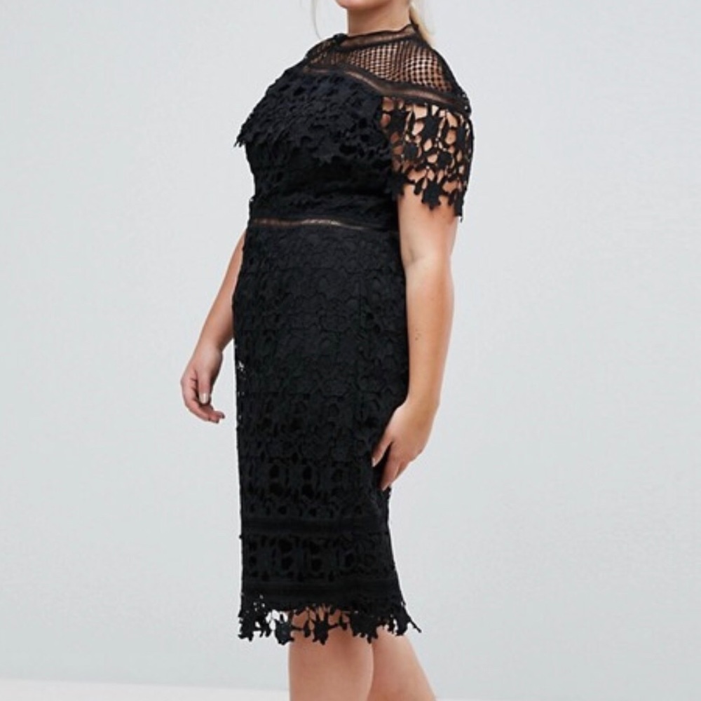 Chi chi London dress
